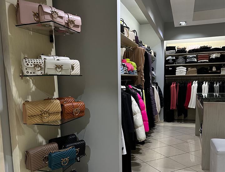 Borse nella boutique Gianni Foti