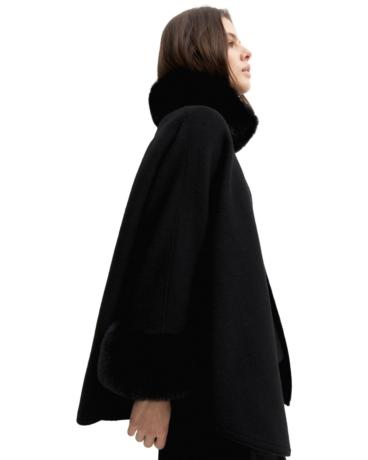 Poncho e mantelle Donna Emme - Emmamici 2625736012 - Nero